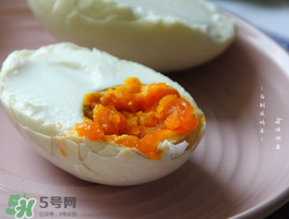 咸鴨蛋可以天天吃嗎？咸鴨蛋一天吃幾個(gè)？