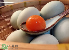 咸鴨蛋太咸了怎么辦？咸鴨蛋太咸如何變淡？