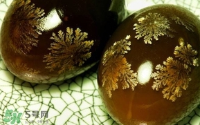 松花蛋不能和什么一起吃？松花蛋不能與什么同食