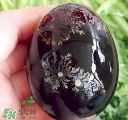 松花蛋是什么蛋？松花蛋是雞蛋還是鴨蛋？