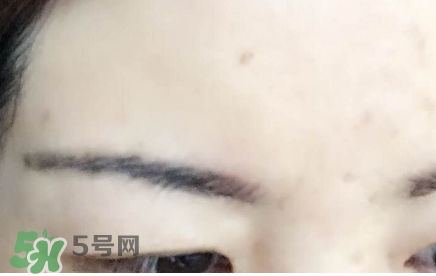 眉膠和眉粉哪個(gè)好用？眉膠和沒(méi)分的區(qū)別