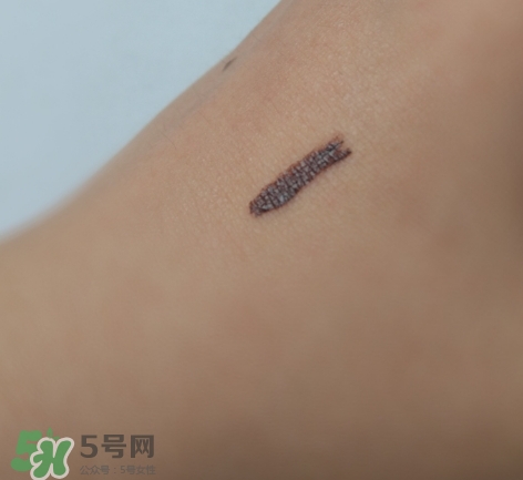眉膠要敷多久撕下來(lái)？眉膠可以保持幾天