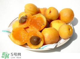 杏和荔枝能一起吃嗎？杏和荔枝一起吃會(huì)中毒嗎？