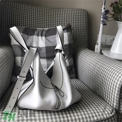 loewe hammock尺寸多大？羅意威吊床包有幾個尺寸？