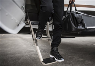 air jordan 11上腳怎么樣？aj11代球鞋測評