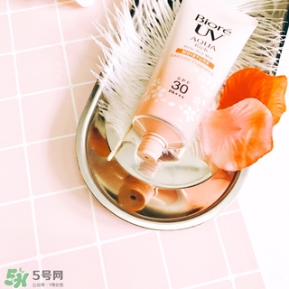 碧柔櫻花防曬霜怎么樣？碧柔櫻花防曬霜好用嗎？