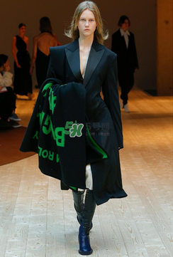 celine2017秋冬系列衣服怎么樣_好看嗎？