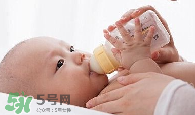 金銀花寶寶可以喝嗎？夏天寶寶能喝金銀花嗎？