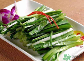 楊梅和韭菜能一起吃嗎？喝楊梅湯能吃韭菜嗎？