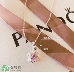 潘多拉項(xiàng)鏈洗澡可以戴嗎？潘多拉項(xiàng)鏈可以帶著洗澡嗎？