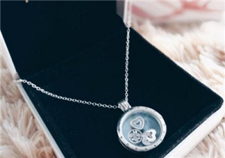pandora項鏈掉色嗎？潘多拉項鏈會不會掉色？