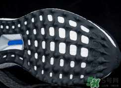 adidas ultraboost上腳怎么樣？阿迪達(dá)斯跑鞋實戰(zhàn)測評
