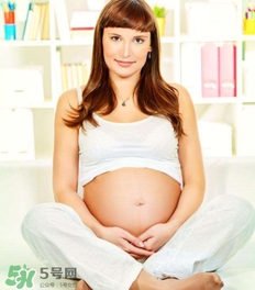 孕婦長(zhǎng)痱子可以用痱子粉嗎？痱子粉對(duì)孕婦有危害嗎？