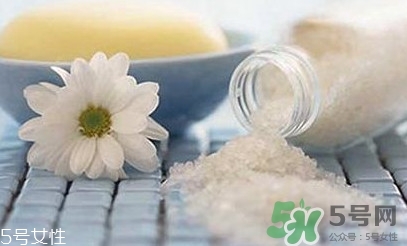 食鹽中的亞鐵氰化鉀是什么東西？亞鐵氰化鉀對身體有害嗎