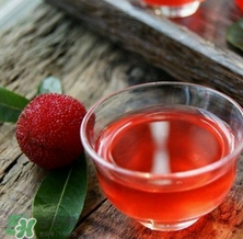 楊梅酒和青梅酒哪個(gè)好喝？楊梅酒和青梅酒區(qū)別