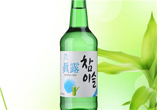 真露竹炭酒后勁大嗎？真露竹炭酒是化學(xué)酒嗎？