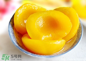 吃黃桃罐頭會胖嗎？晚上吃黃桃罐頭會胖嗎？