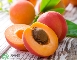 油桃沒熟能吃嗎？油桃怎么催熟？