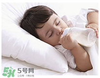 外國(guó)奶粉一定適合中國(guó)寶寶嗎 外國(guó)奶粉比國(guó)產(chǎn)奶粉更好嗎？
