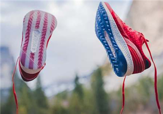 saucony freedom iso索康尼跑鞋獨(dú)立日配色多少錢？