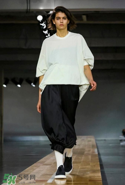 Y-32018春夏系列服裝怎么樣_好看嗎_款式有哪些？