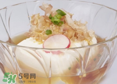 木魚花是柴魚片嗎？木魚花和柴魚片有什么區(qū)別