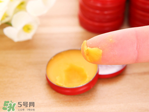 清涼油能治扁平疣嗎？清涼油可以治扁平疣嗎？
