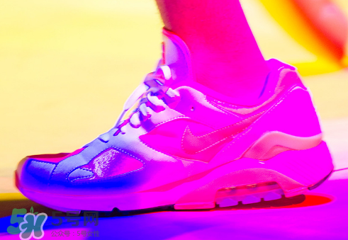 cdg與nike air max 180聯(lián)名氣墊運(yùn)動(dòng)鞋什么時(shí)候發(fā)售？