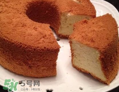 戚風(fēng)蛋糕為什么不蓬松？戚風(fēng)蛋糕不蓬松的原因