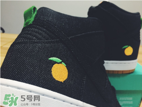 nike sb dunk momofuku限量版滑板鞋多少錢(qián)？