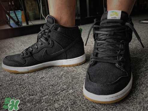 nike sb dunk momofuku限量版滑板鞋多少錢(qián)？