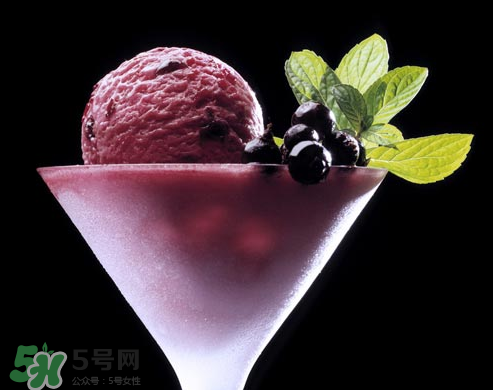 藍莓和螃蟹能一起吃嗎？吃藍莓和螃蟹會中毒嗎？