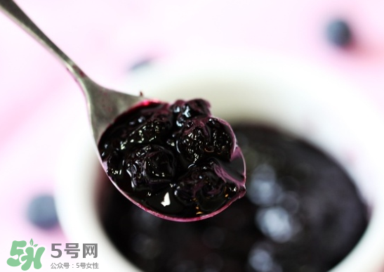 藍(lán)莓和楊梅能一起吃嗎？藍(lán)莓和楊梅可以一起泡酒嗎？