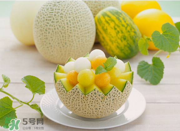 藍(lán)莓和香瓜能一起吃嗎？藍(lán)莓和香瓜能同時(shí)吃？