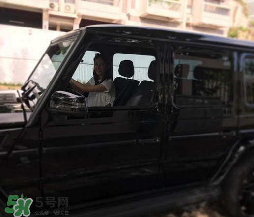 余文樂首曬女友美照 余文樂女朋友是誰？