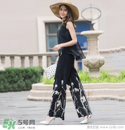 8月份穿什么衣服？八月份穿衣搭配