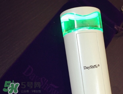 dayshow補(bǔ)水儀怎么充電？dayshow補(bǔ)水儀怎么加水