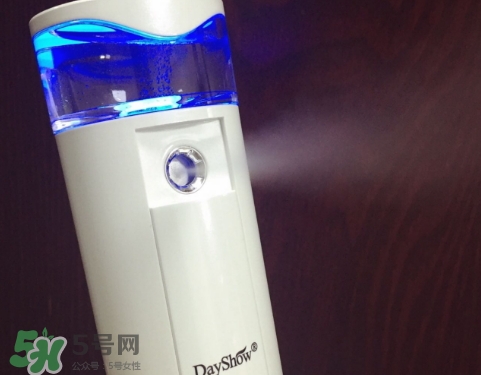 dayshow補(bǔ)水儀怎么充電？dayshow補(bǔ)水儀怎么加水