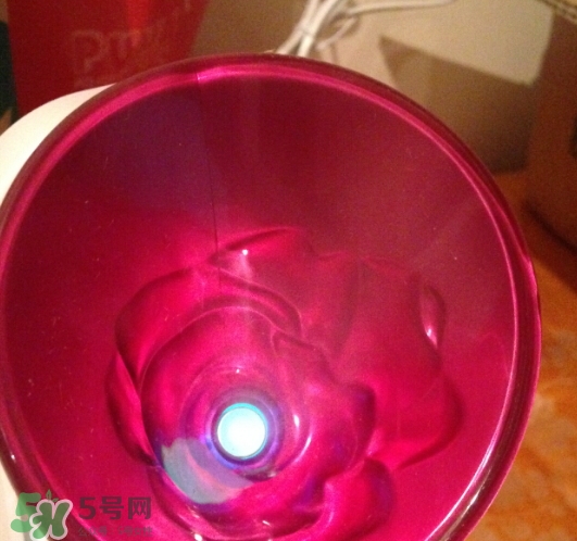 松下蒸臉器和金稻哪個好？松下蒸臉器和金稻蒸臉器對比