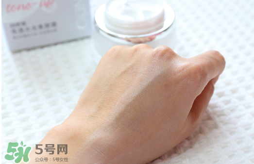 自然堂粉紅素顏霜怎么樣？自然堂粉紅素顏霜多少錢？