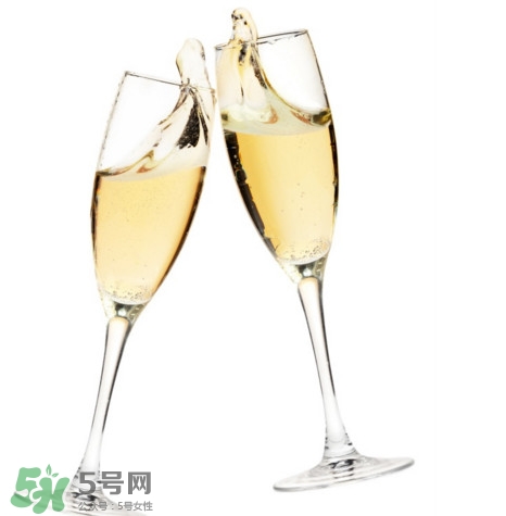 香檳是酒嗎？香檳是什么酒？