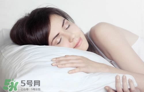 孕婦熬夜對(duì)胎兒有什么影響？孕婦熬夜的危害