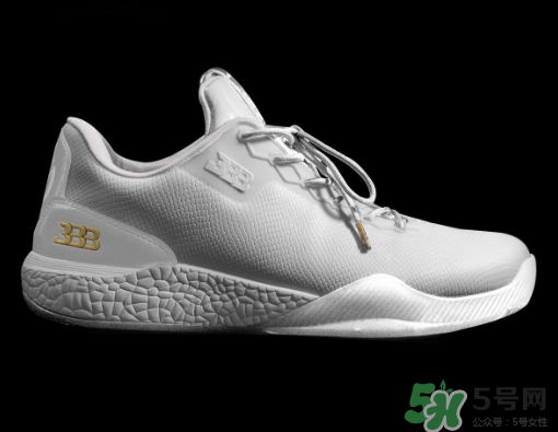 big baller brand zo2獨(dú)立日配色多少錢？球哥簽名鞋官網(wǎng)價格
