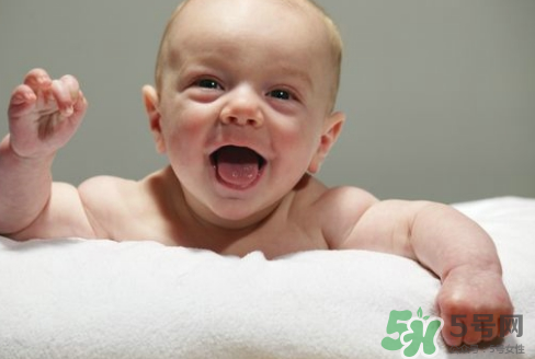 新生兒母乳喂養(yǎng)腹瀉需要換奶粉喂嗎？