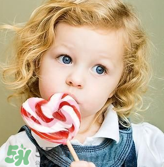 兒童吃甜食影響長高嗎？兒童愛吃糖會(huì)影響身高嗎？