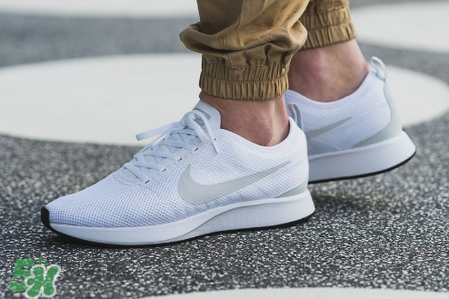 nike dualtone racer多少錢？耐克dualtone racer跑鞋價格
