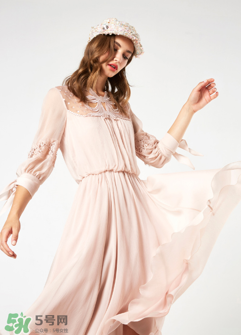 blumarine2018早春系列服裝怎么樣_好看嗎_款式有哪些？