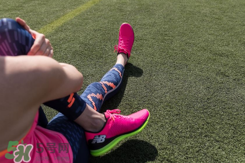 new balance fuelcell跑鞋腳感怎么樣_值得買嗎？