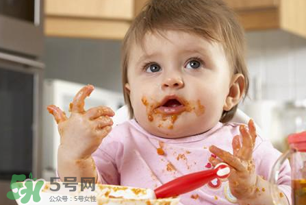 輔食添加過早的危害？為什么不能過早的添加輔食？