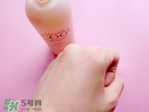 高姿大白水男士能用嗎？高姿大白水男生用合適嗎？
